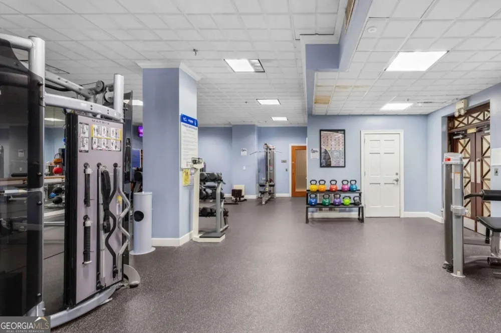 795 Hammond DR Sandy Springs, GA 30328