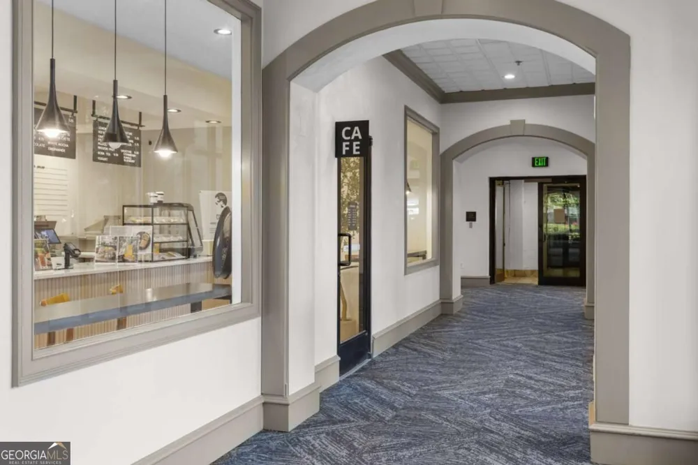 795 Hammond DR Sandy Springs, GA 30328