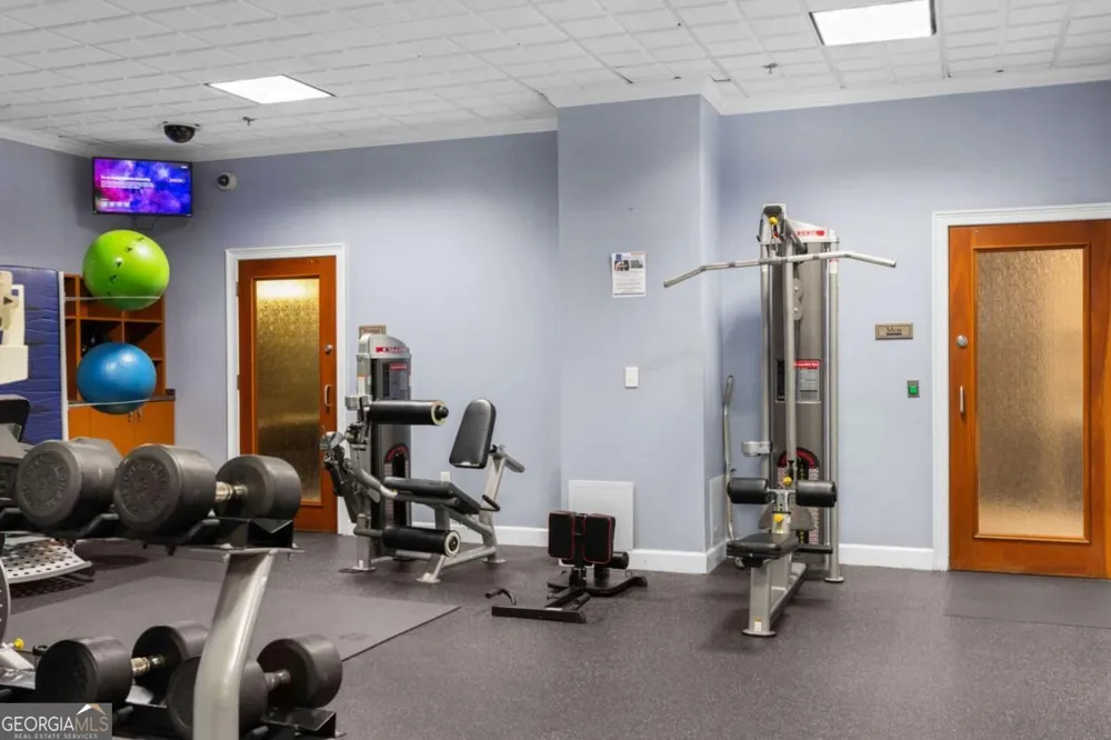 795 Hammond DR Sandy Springs, GA 30328