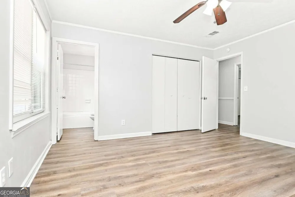 5611 La Fleur TRL Lithonia, GA 30038