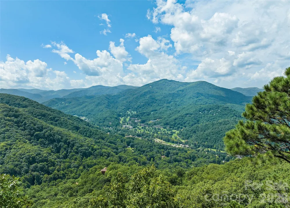 463 Walela Trail Maggie Valley, NC 28751