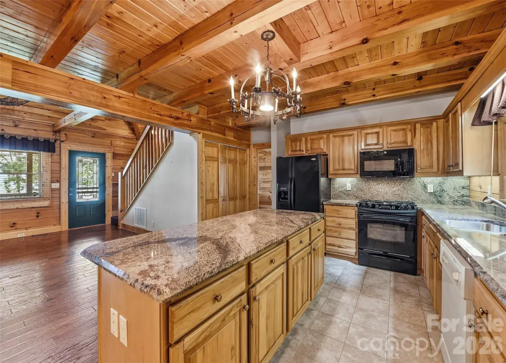 463 Walela Trail Maggie Valley, NC 28751