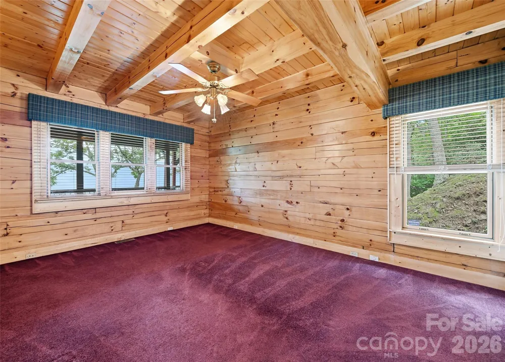 463 Walela Trail Maggie Valley, NC 28751