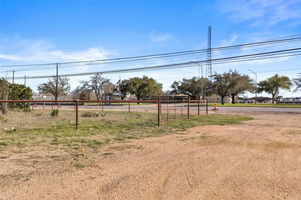 3024 E HWY 29 Burnet, TX 78611