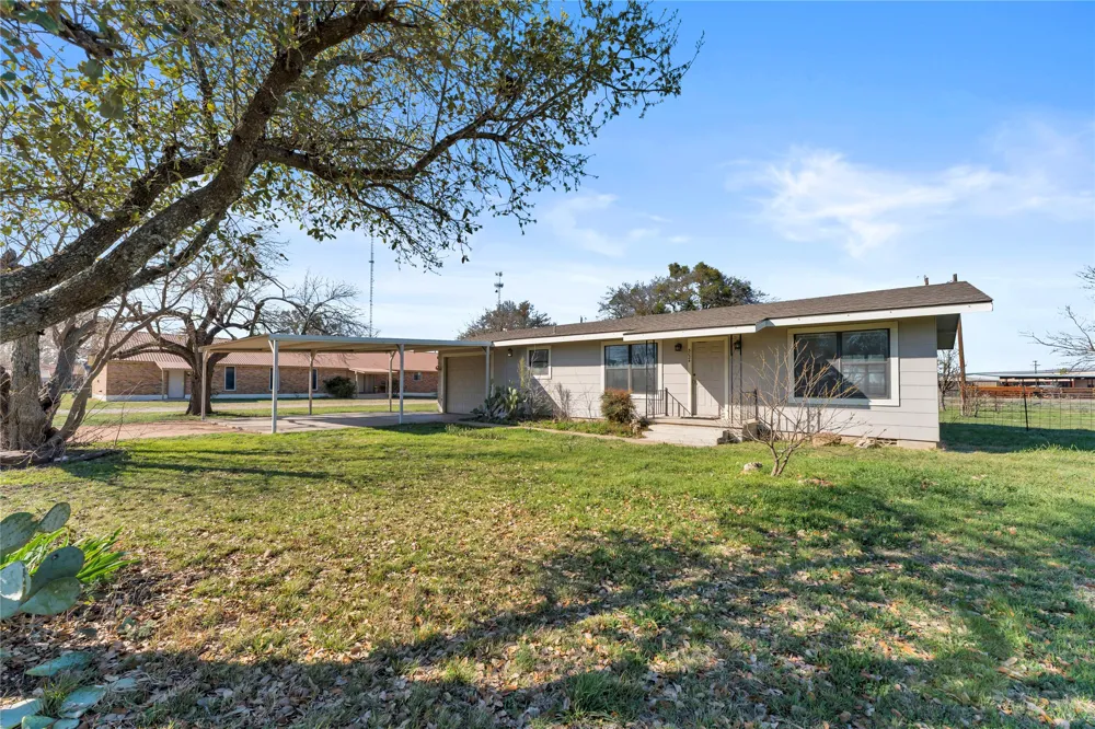3024 E HWY 29 Burnet, TX 78611
