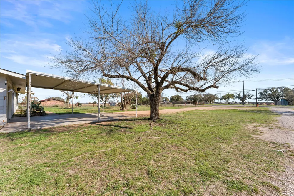 3024 E HWY 29 Burnet, TX 78611