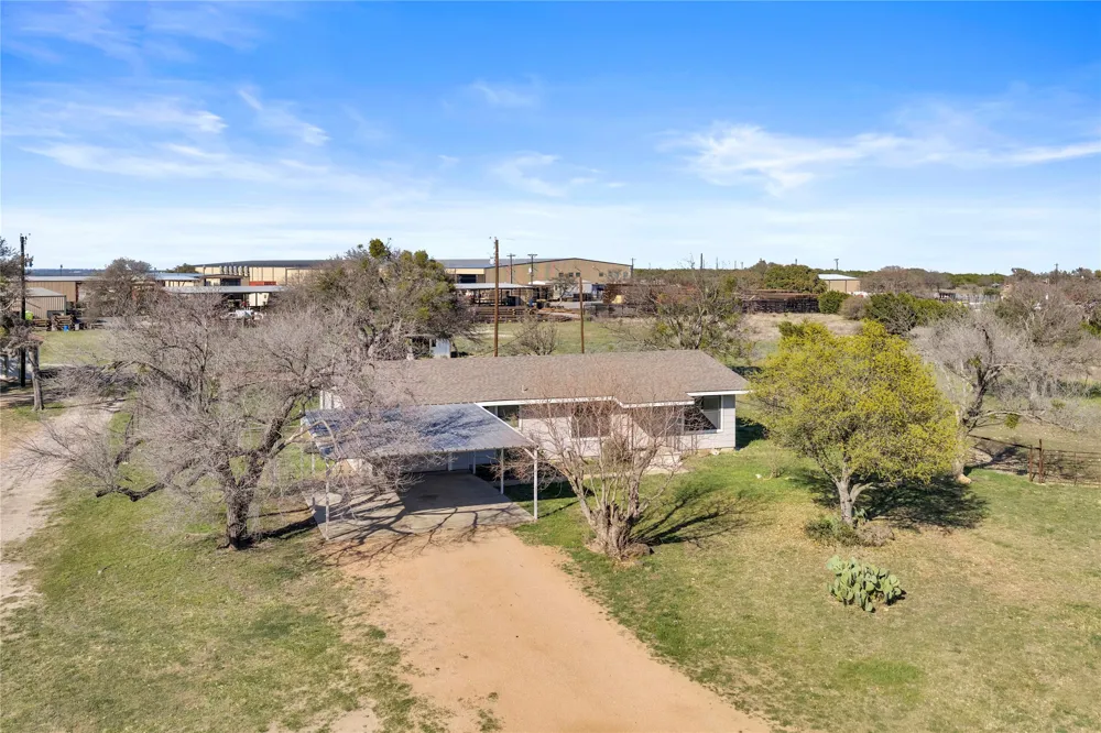 3024 E HWY 29 Burnet, TX 78611