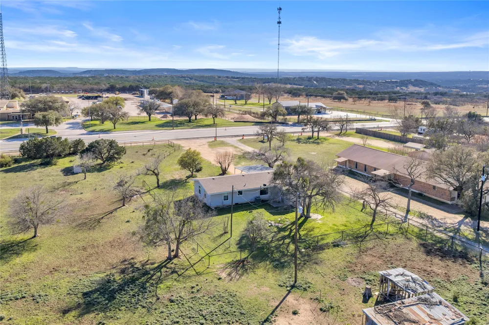 3024 E HWY 29 Burnet, TX 78611