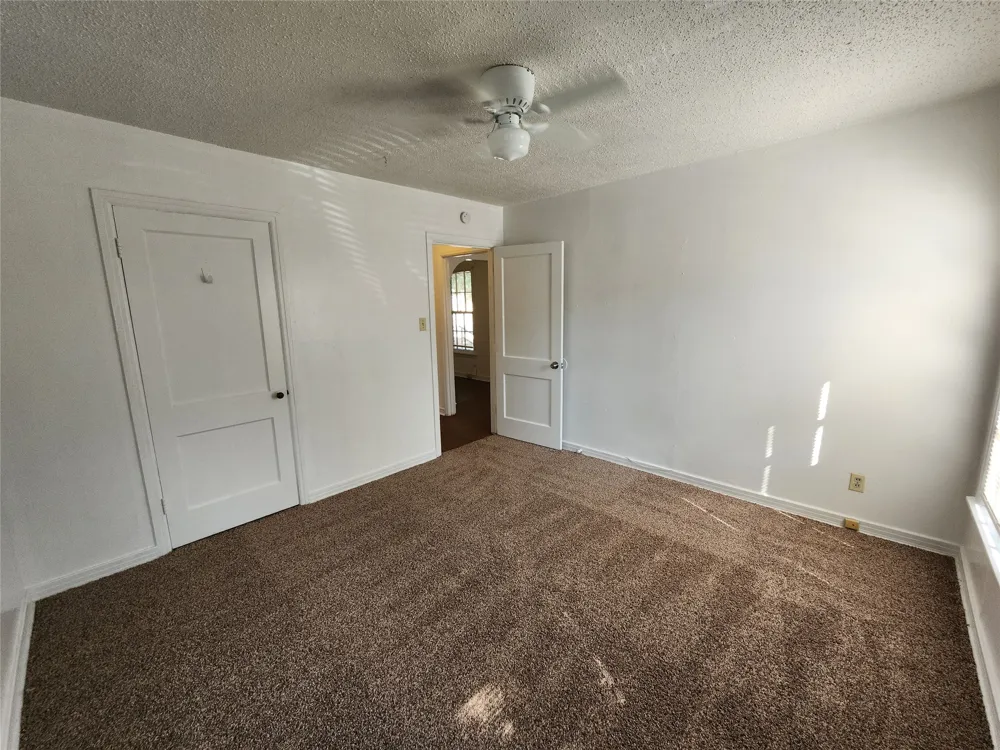3704 Meadowbrook Drive Fort Worth, TX 76103