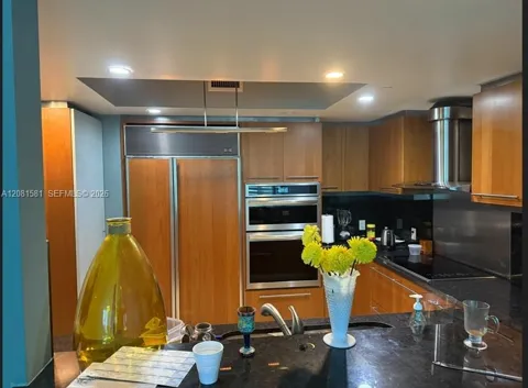9401 Collins Ave #405