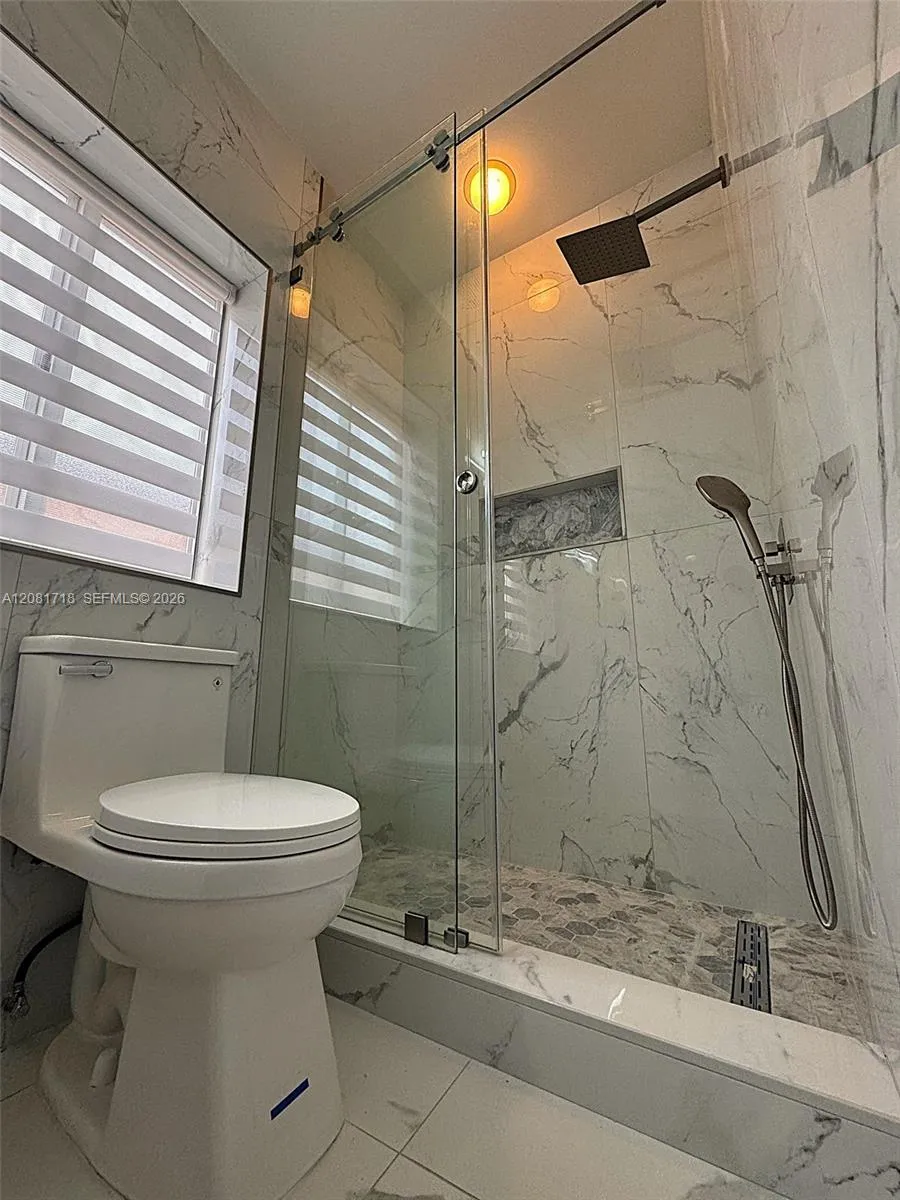 15813 SW 140th St Miami, FL 33196
