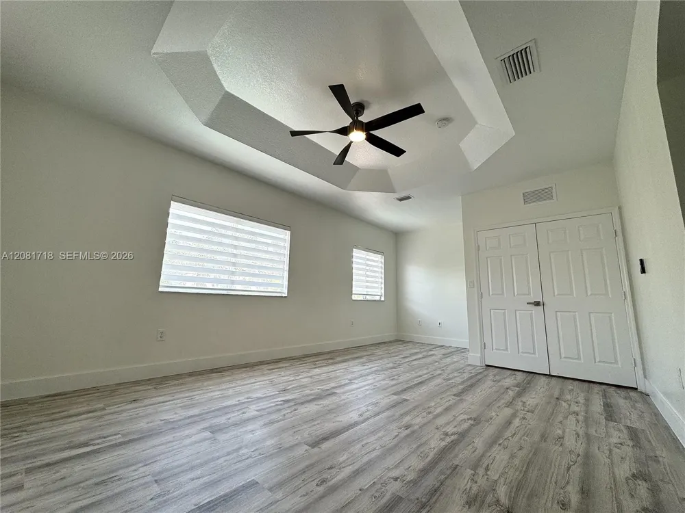 15813 SW 140th St Miami, FL 33196