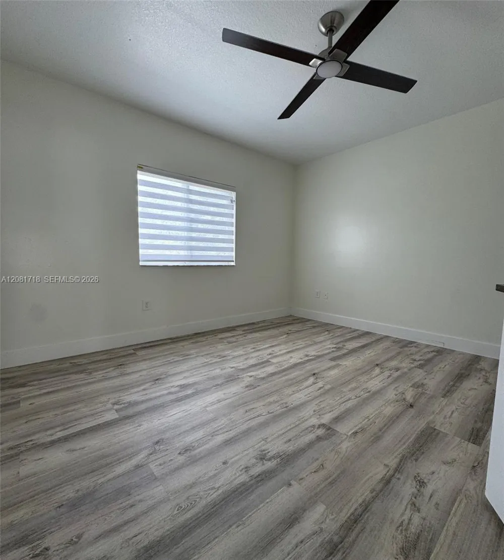 15813 SW 140th St Miami, FL 33196