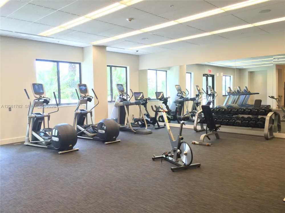 999 SW 1 AV #2503 Miami, FL 33130
