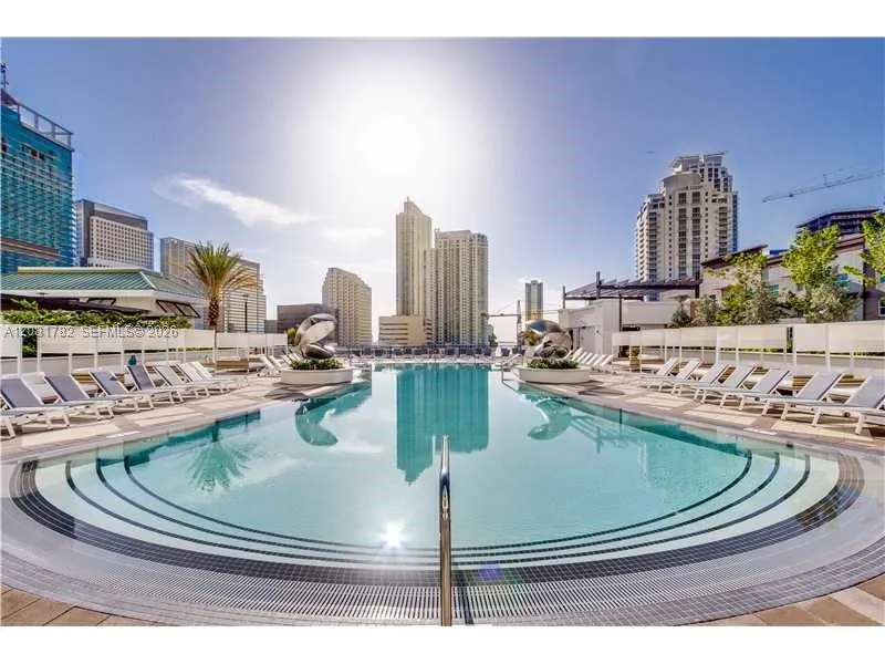 999 SW 1 AV #2503 Miami, FL 33130