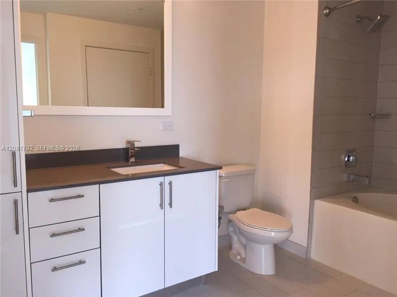 999 SW 1 AV #2503 Miami, FL 33130