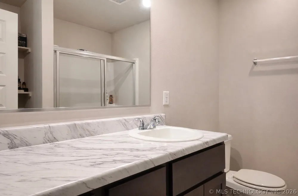 11446 S 233 EastAvenue E Broken Arrow, OK 74014