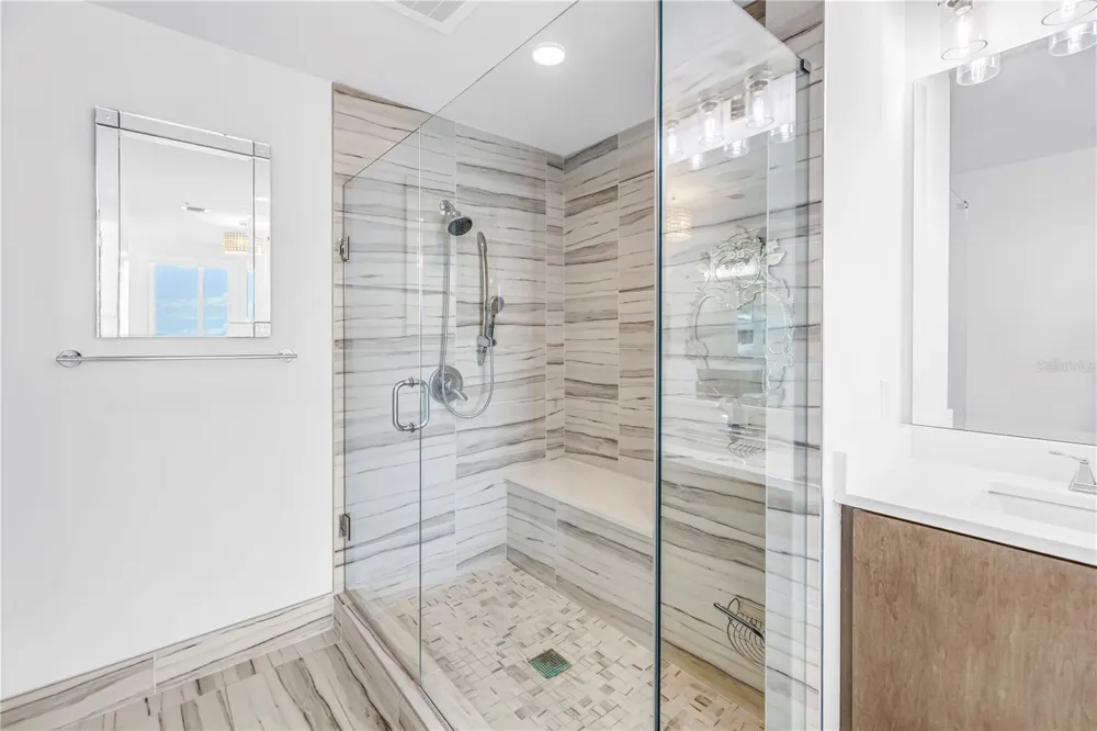 176 4TH AVENUE NE #1101 St Petersburg, FL 33701