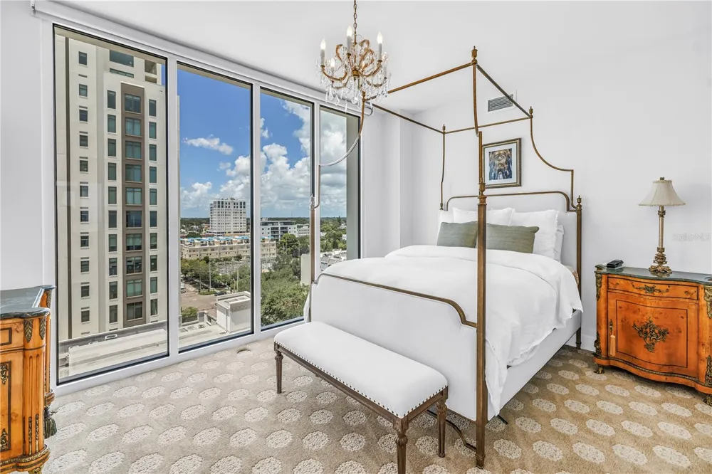 176 4TH AVENUE NE #1101 St Petersburg, FL 33701