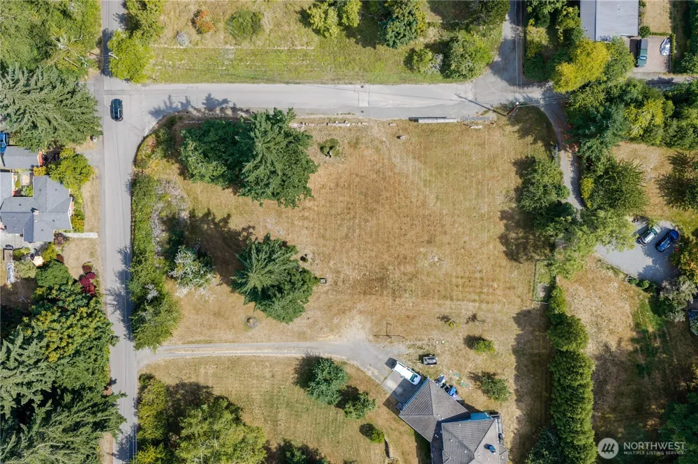 99 xx SW 116th Street Vashon, WA 98070