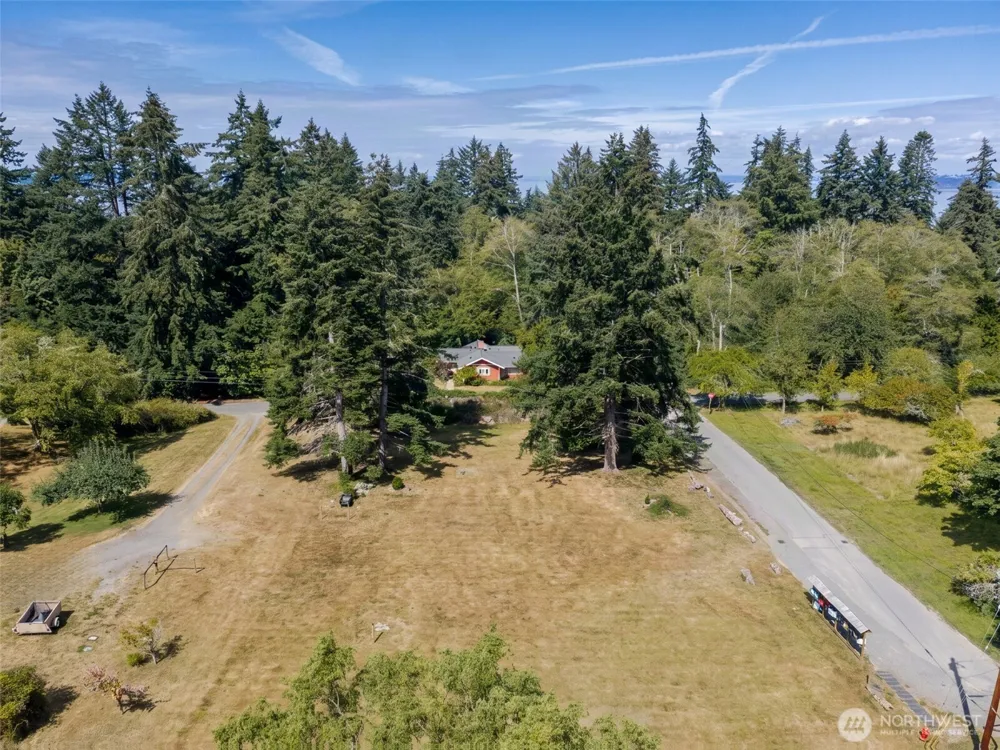 99 xx SW 116th Street Vashon, WA 98070