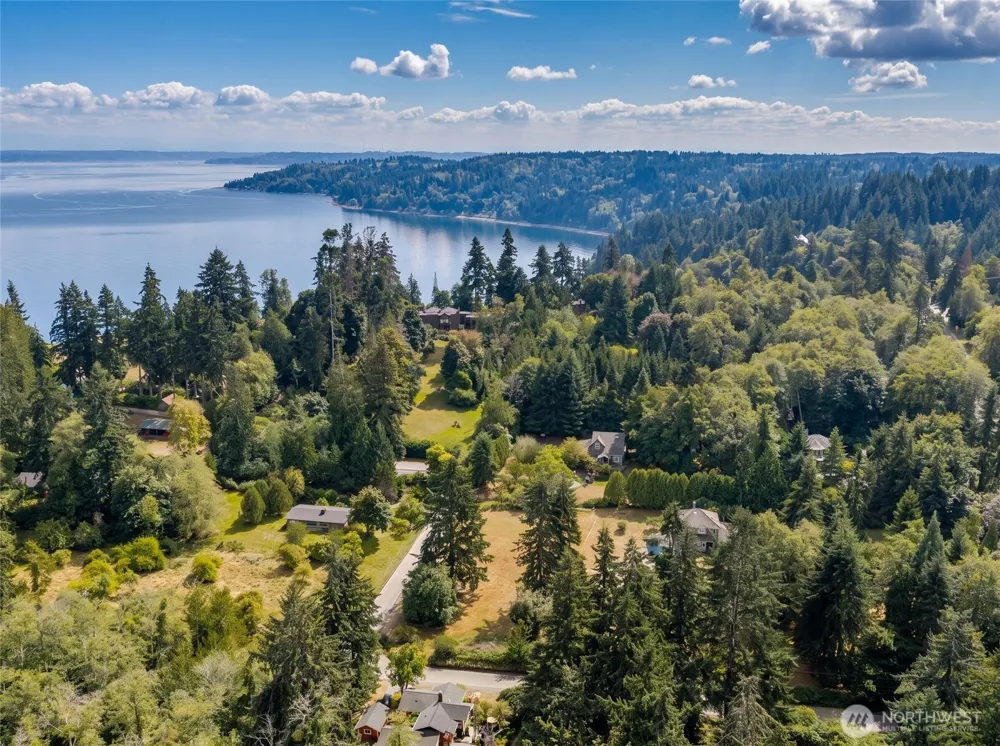 99 xx SW 116th Street Vashon, WA 98070