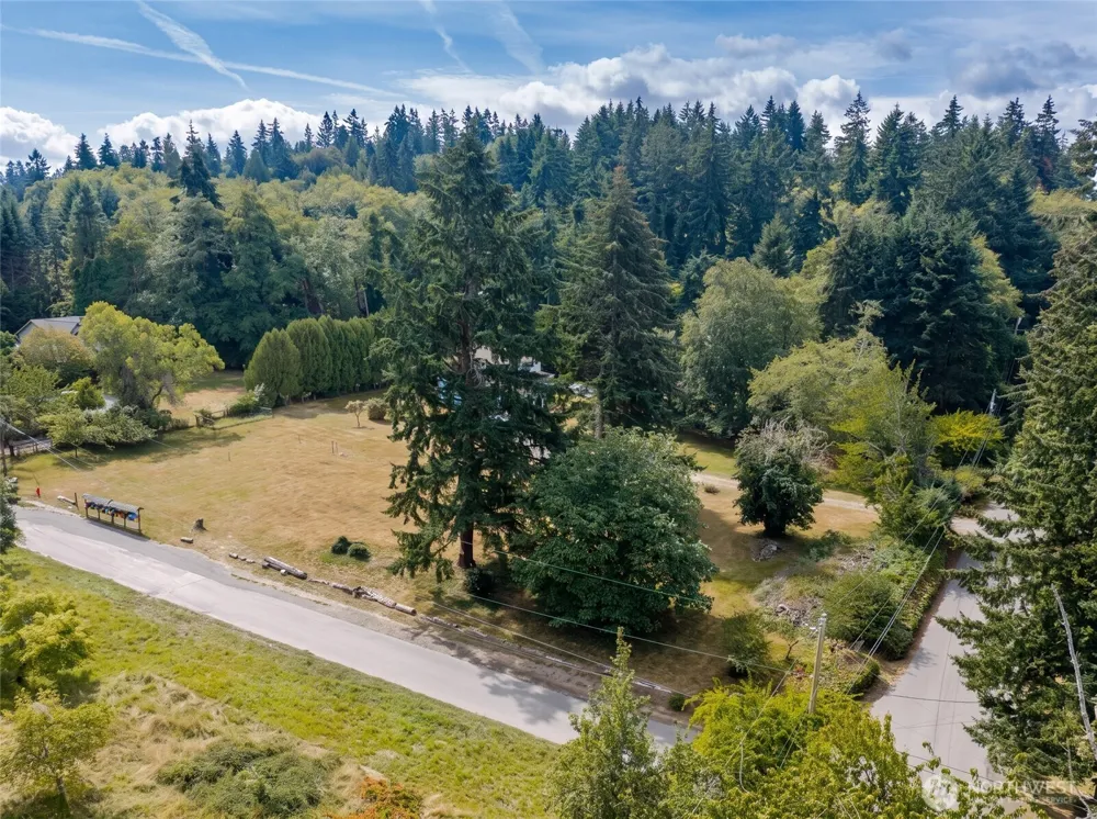 99 xx SW 116th Street Vashon, WA 98070