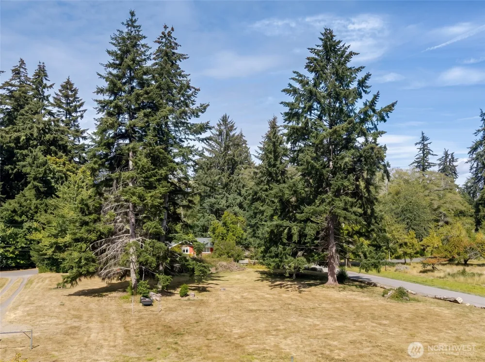 99 xx SW 116th Street Vashon, WA 98070