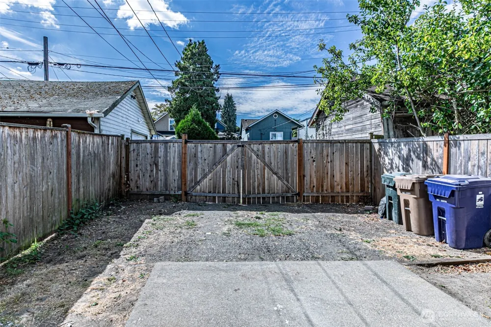 1320 S I STREET Tacoma, WA 98405