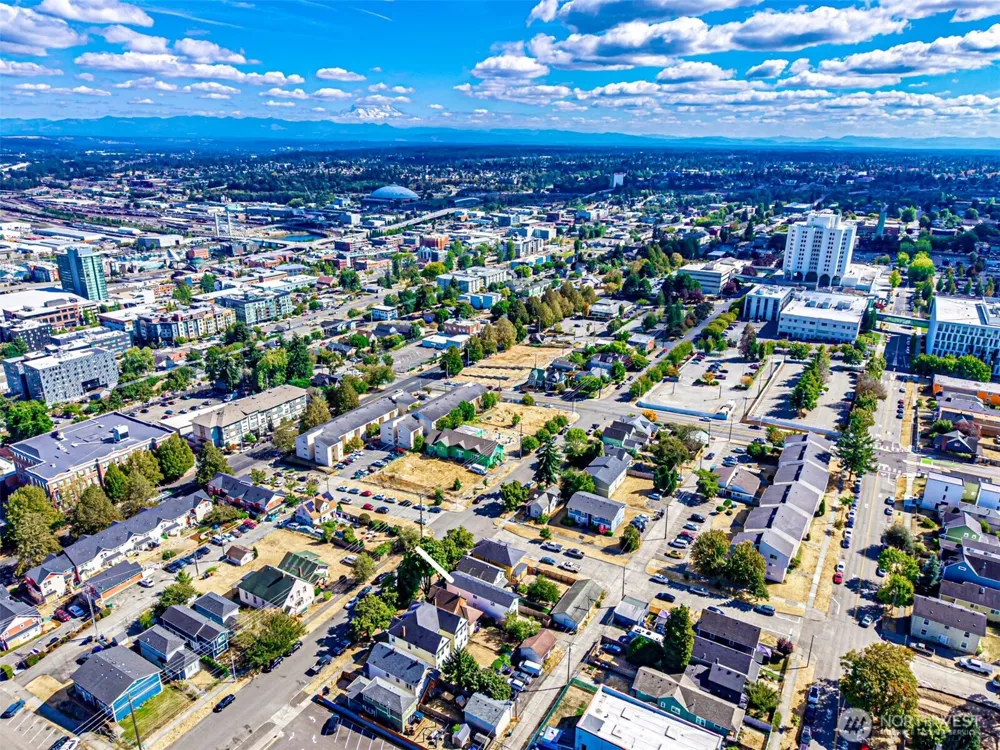 1320 S I STREET Tacoma, WA 98405