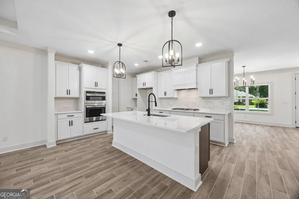 102 Tidewater CIR Kingsland, GA 31548
