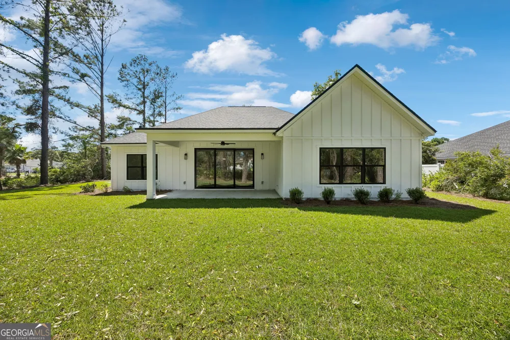 102 Tidewater CIR Kingsland, GA 31548