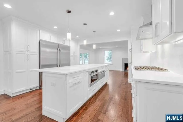 235 S Dwight Place Englewood, NJ 07631