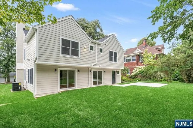 235 S Dwight Place Englewood, NJ 07631