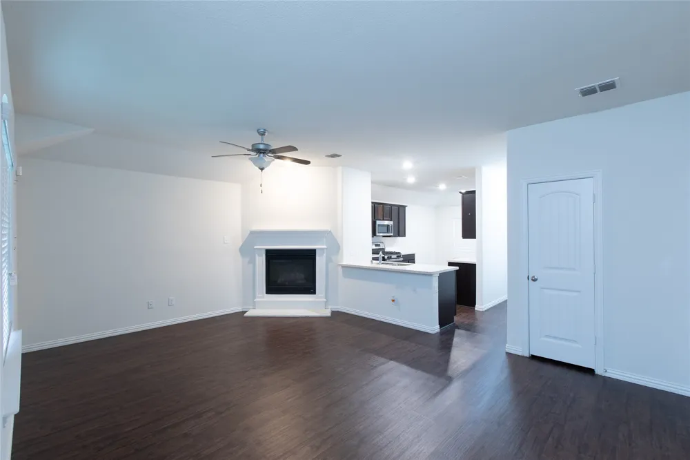 905 Silverbell Street Princeton, TX 75407
