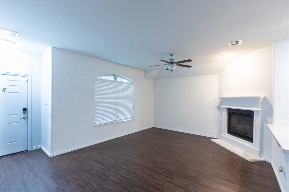 905 Silverbell Street Princeton, TX 75407