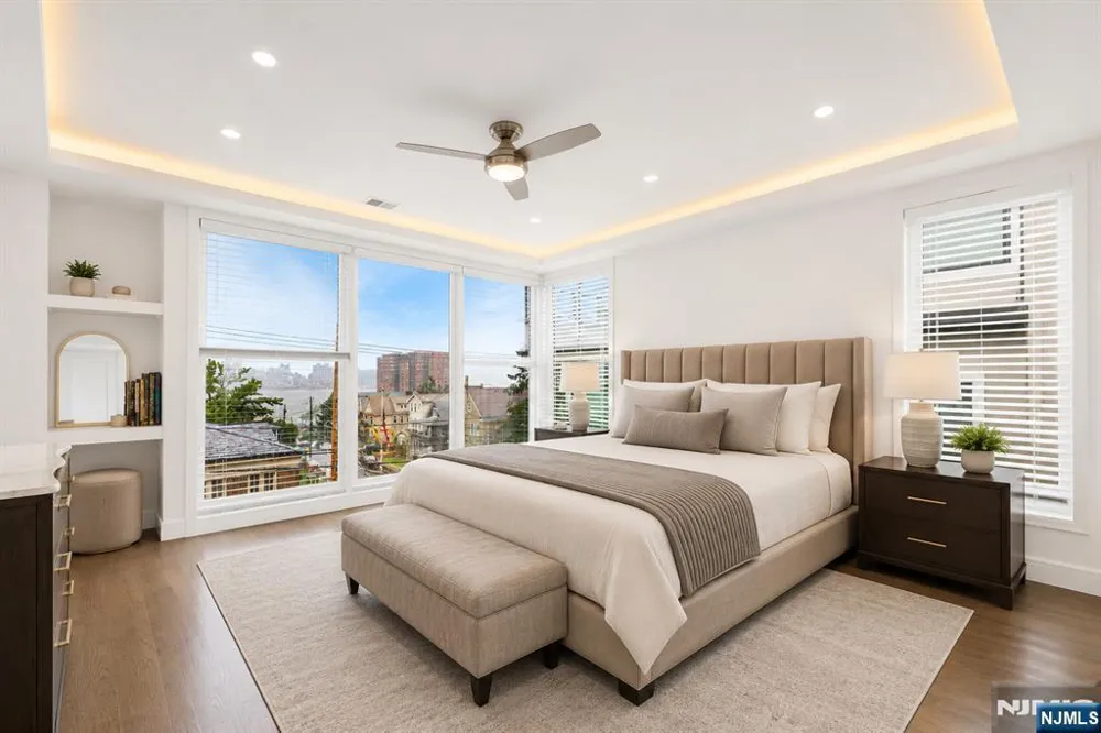 506 Undercliff Avenue Edgewater, NJ 07020