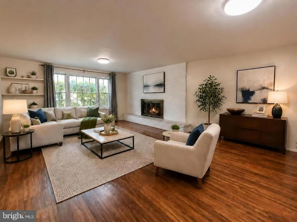 8237 SMITHFIELD AVENUE Springfield, VA 22152