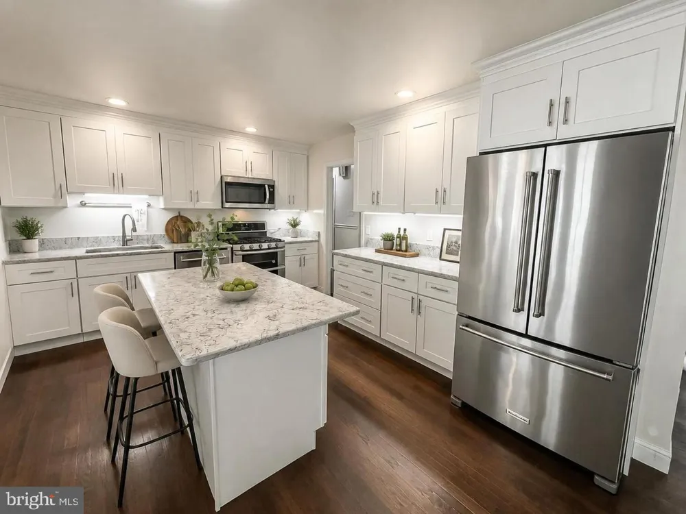 8237 SMITHFIELD AVENUE Springfield, VA 22152
