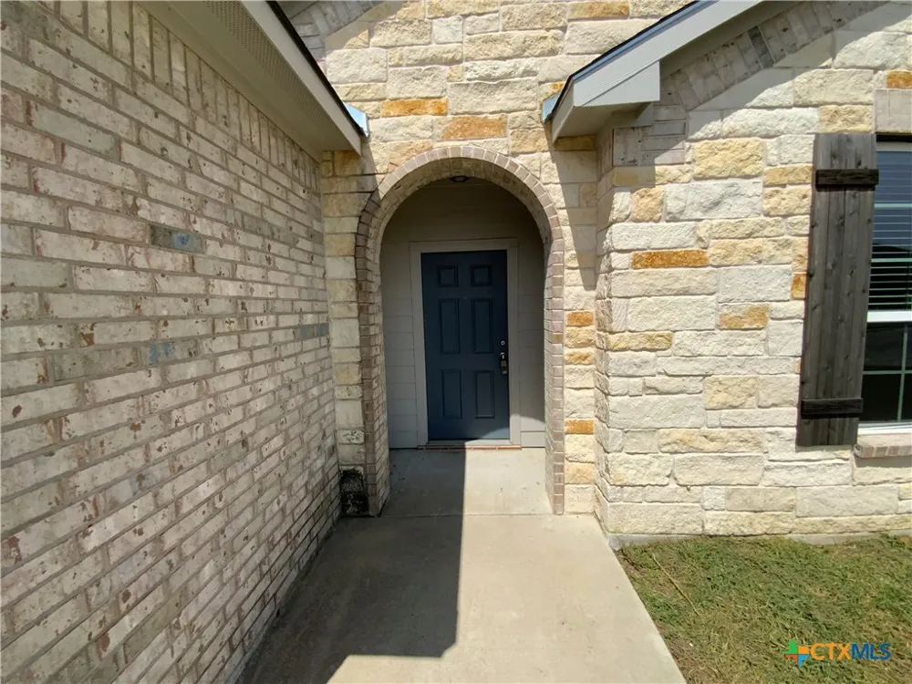 1110 Lakeway Crossing Drive Temple, TX 76502