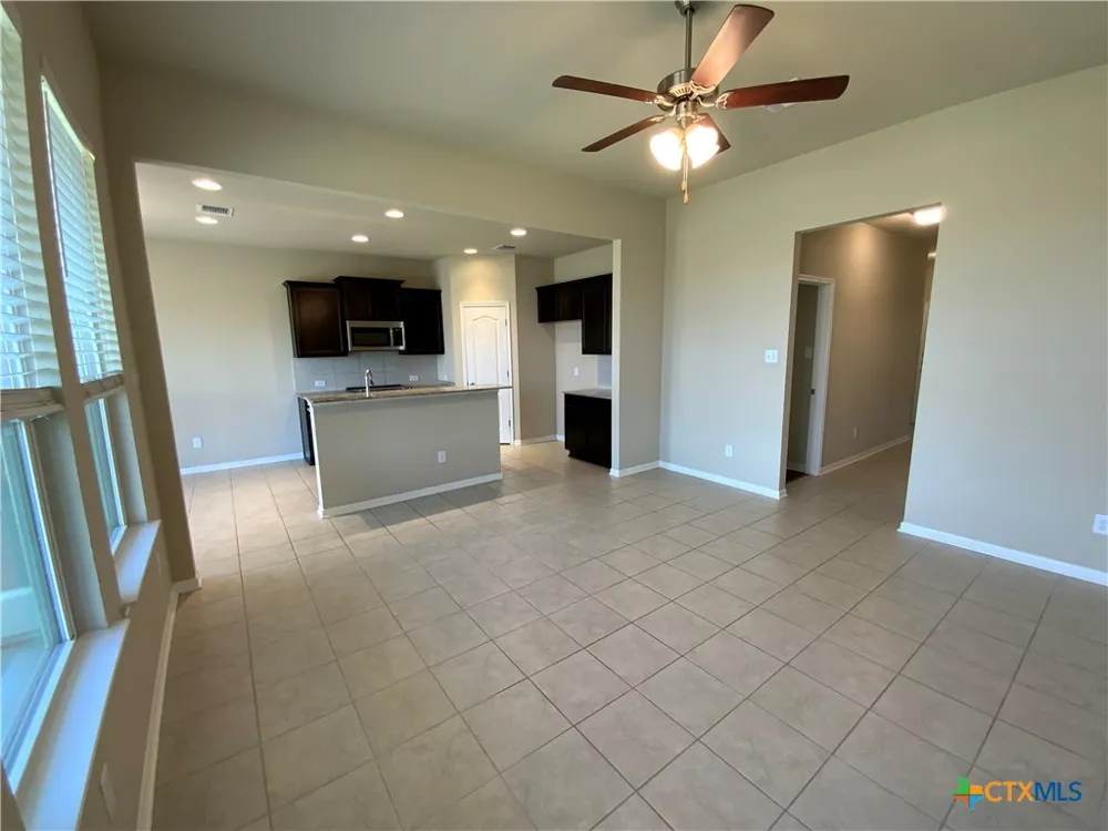 1110 Lakeway Crossing Drive Temple, TX 76502