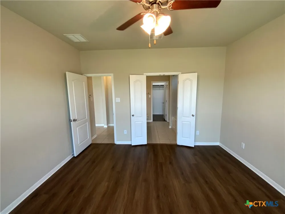 1110 Lakeway Crossing Drive Temple, TX 76502