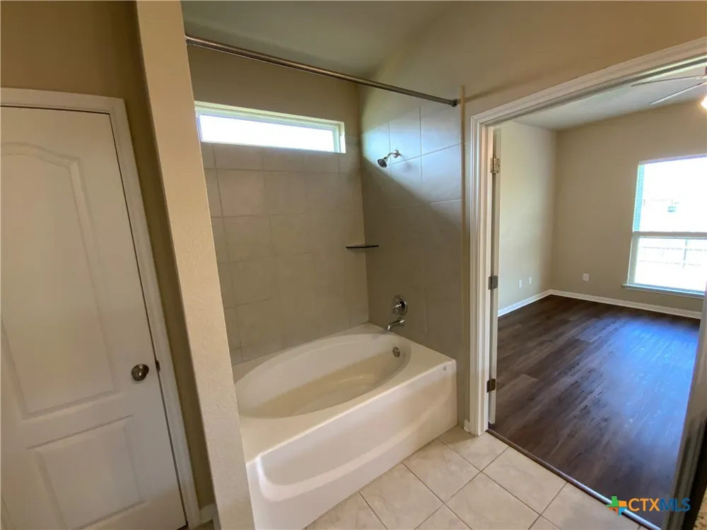 1110 Lakeway Crossing Drive Temple, TX 76502