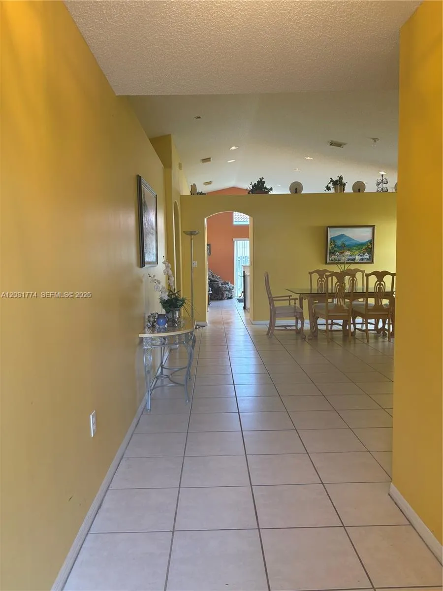 18581 NW 23rd St Pembroke Pines, FL 33029
