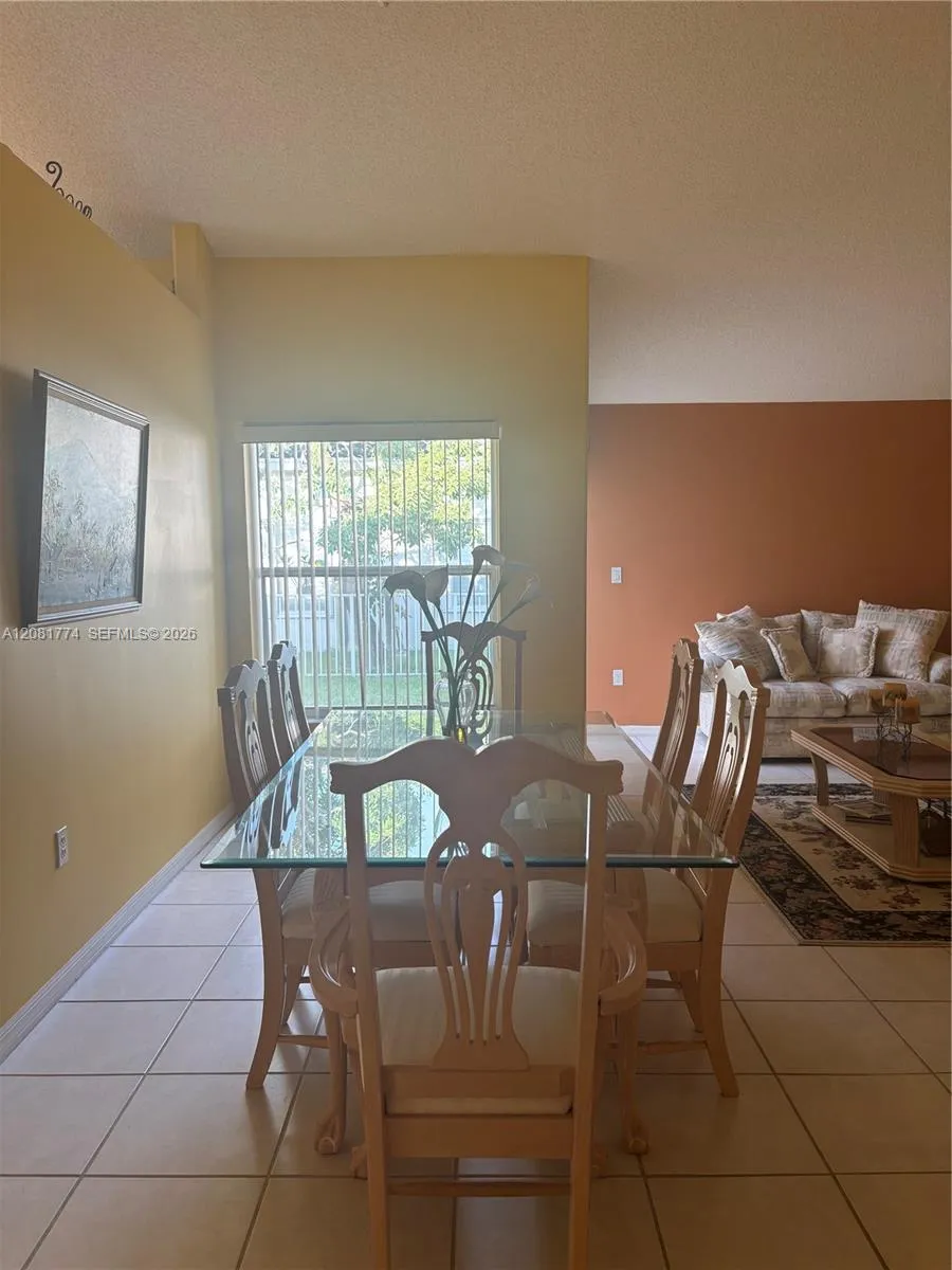 18581 NW 23rd St Pembroke Pines, FL 33029