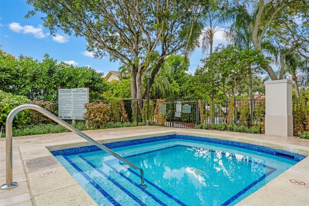 9750 NW 31st St Doral, FL 33172