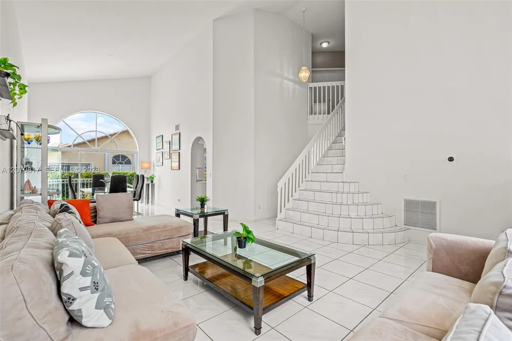 9750 NW 31st St Doral, FL 33172