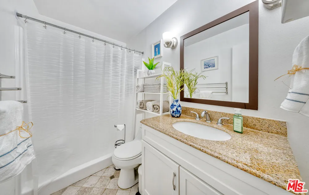 4931 Indian Wood Road #357 Culver City, CA 90230
