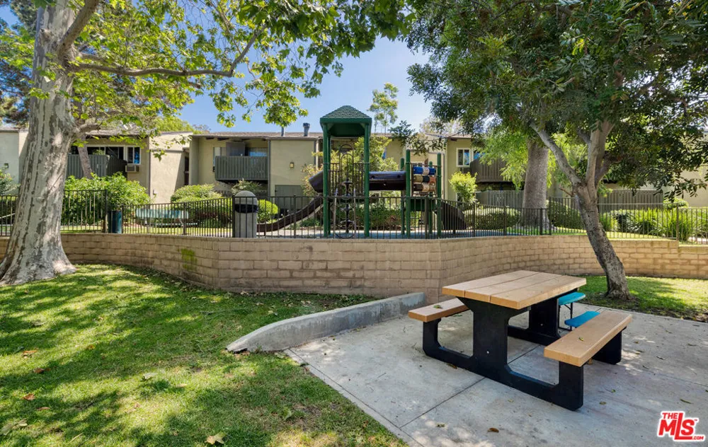 4931 Indian Wood Road #357 Culver City, CA 90230
