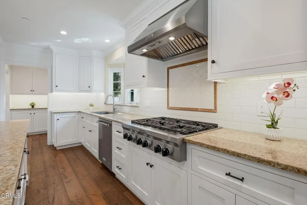 2968 Gainsborough Drive San Marino, CA 91108